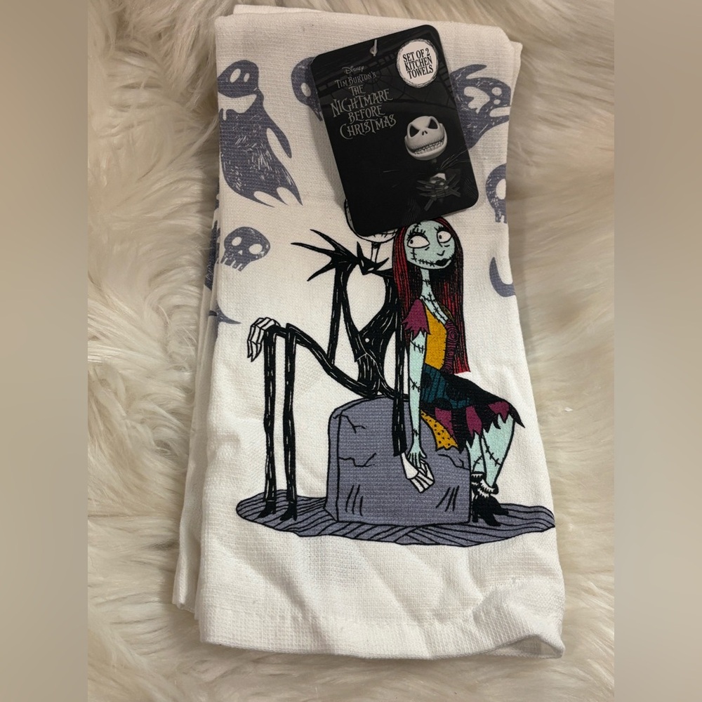 Disney Nightmare Before Christmas Jack and Sally Kitchen Towel 2 pack